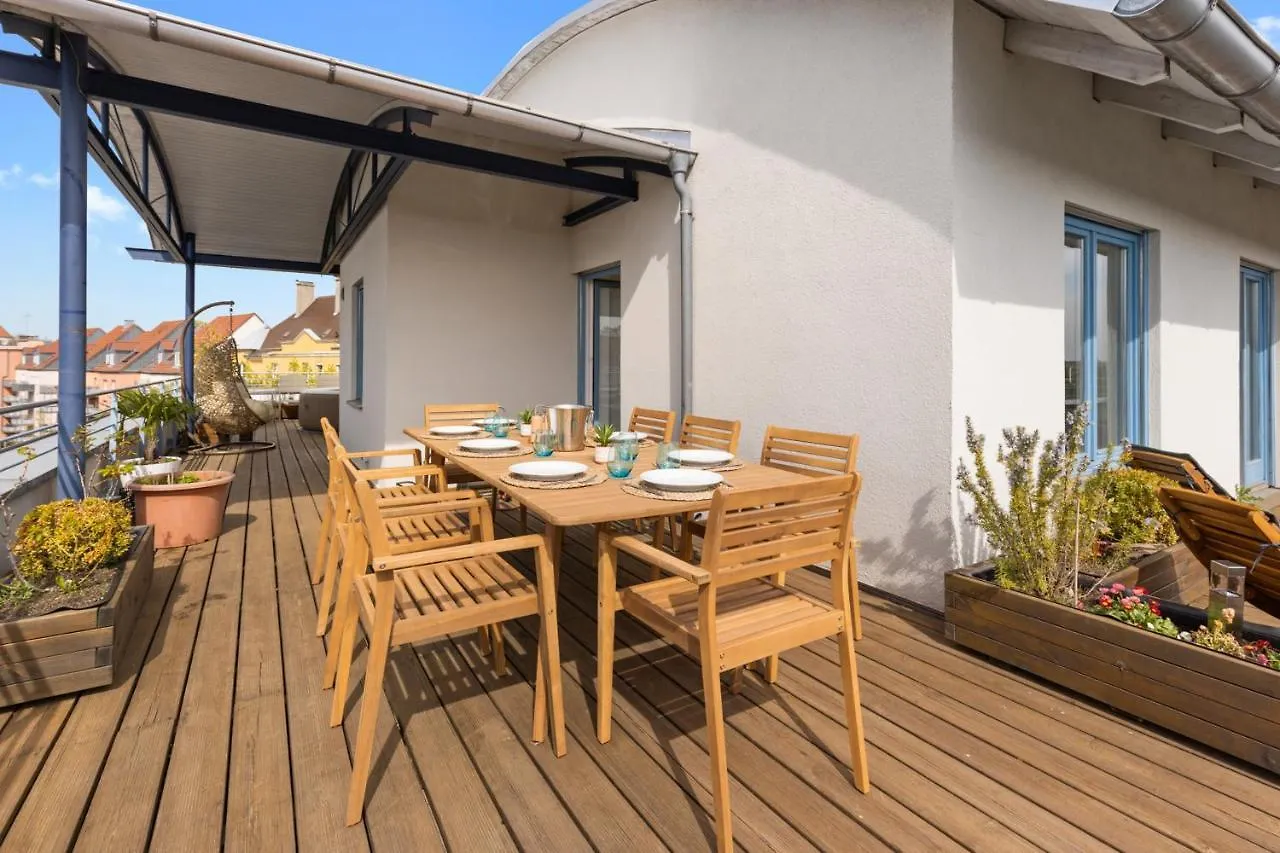 Arbio I Premium Penthouse Apartment Augsburg 0*,